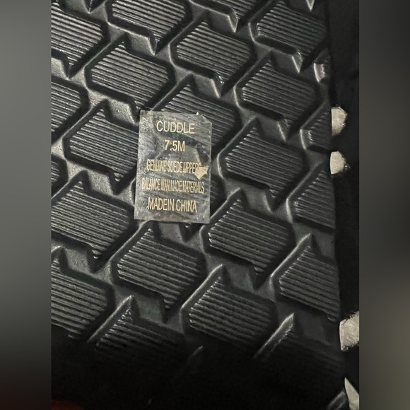 Sherpa Slippers - Picture 9 of 11